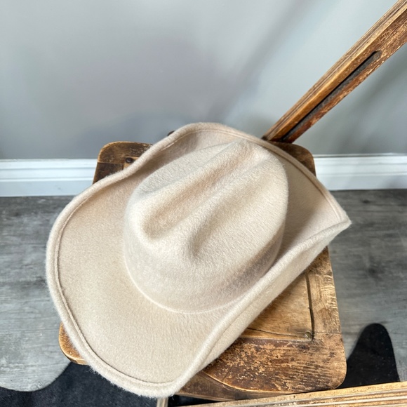 Free People Cream Felt Hat - Picture 2 of 5